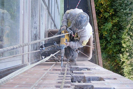 Travaux de maçonnerie en hauteur près de Cambrai